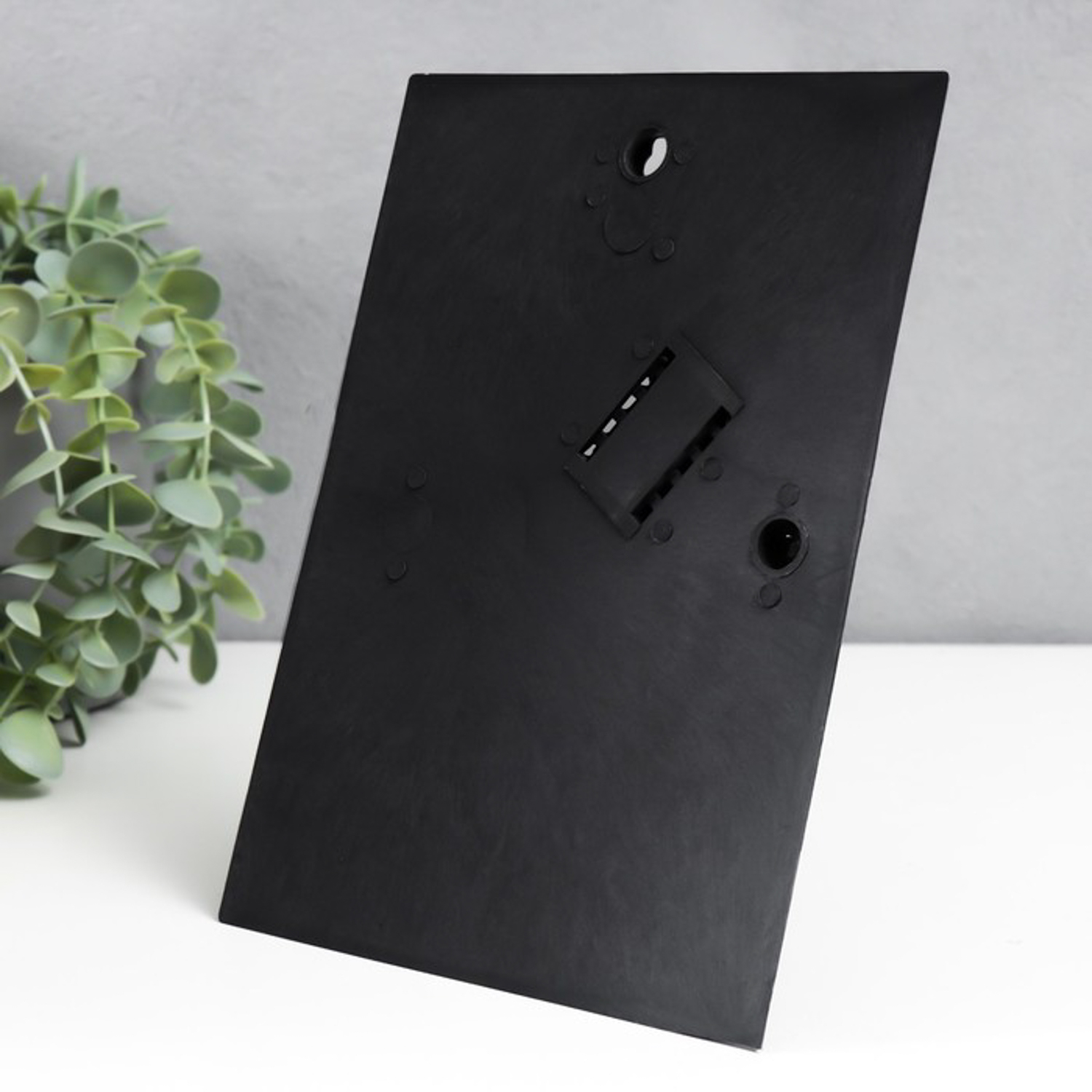 Задник для рамки 15х21 см с подставкой и подвесом 3113909