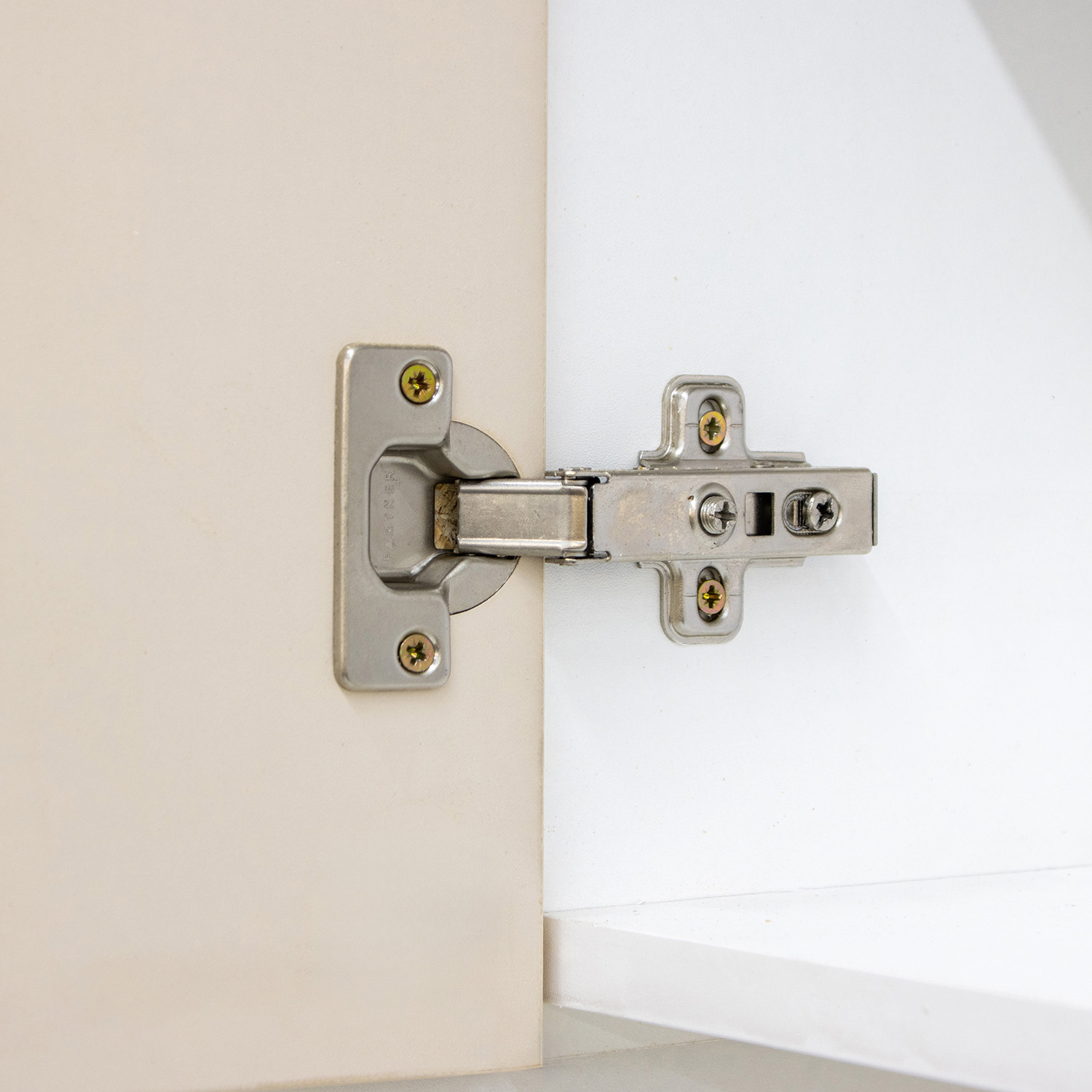 Шкаф напольный 600х850х600 мм BROZEX-WOOD Стиль, с двумя дверцами, белый