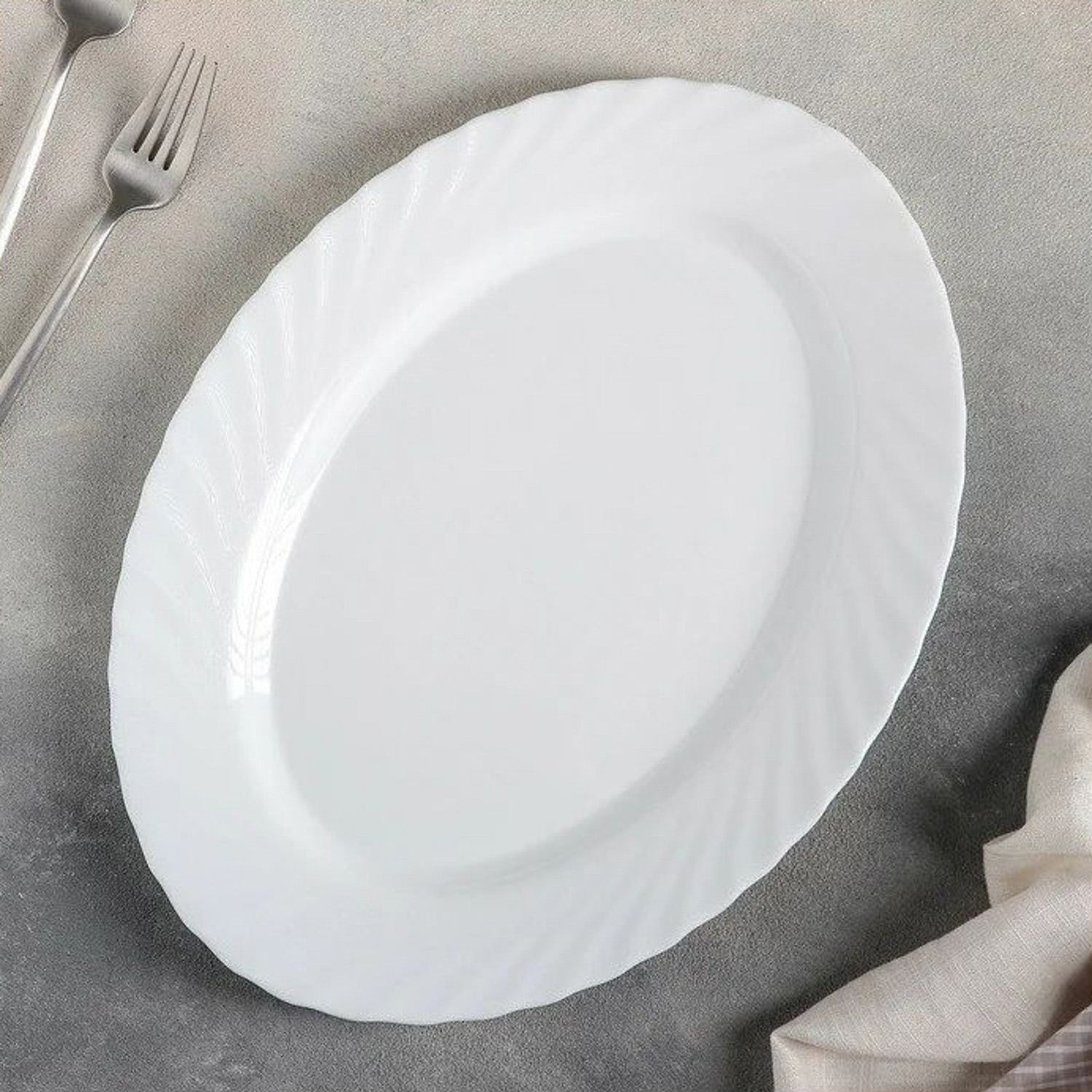 Блюдо овальное LUMINARC Trianon 29см Блюдо овальное LUMINARC Trianon 29см