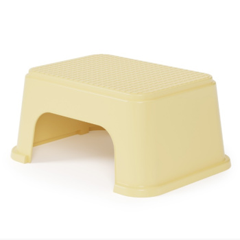 Табурет-подставка детский пластм. выс.157мм мах нагр. до 95кг М1227 (ЗПИ "Альтернатива") *1/10